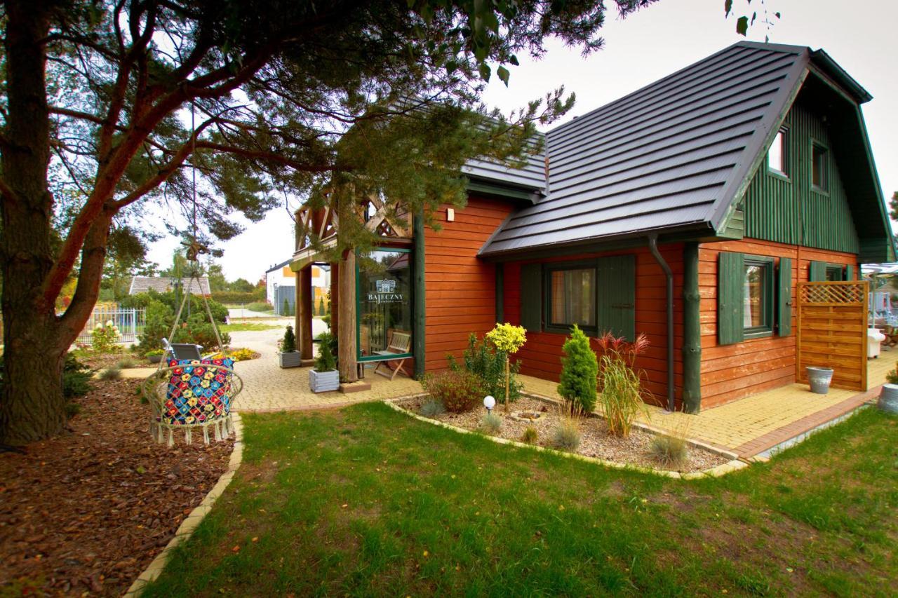 Bajeczny Dworek Karwia Exterior photo
